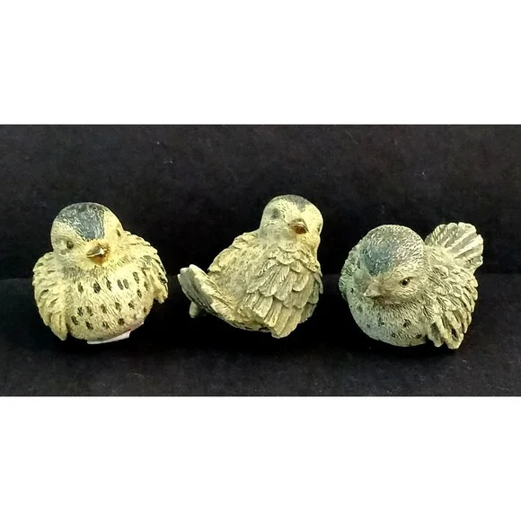 3 Mini Birds Figurine Cute Window Shelf Decoration Resin - Picture 1 of 12
